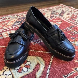 Chunky leather tassel loafers